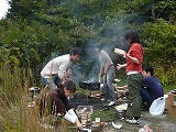 食事中2